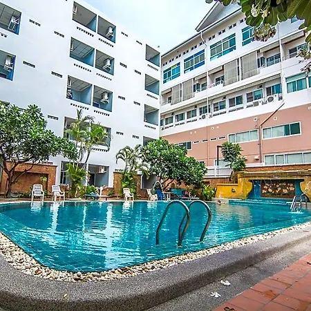 สุทัศน์คอร์ท 2 3* Pattaya