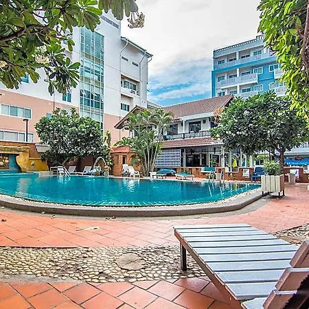 Sutus Court 4 Hotel Pattaya