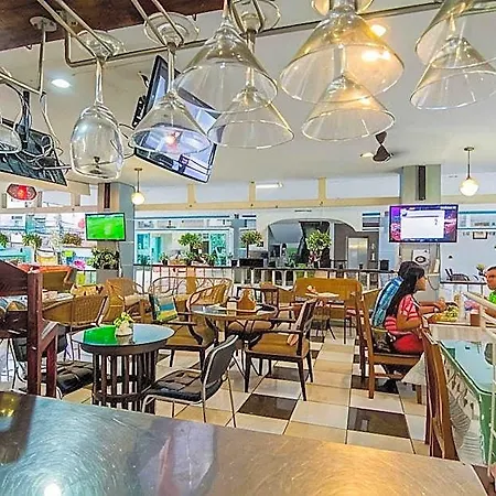 Hotel Sutus Court 4 Pattaya