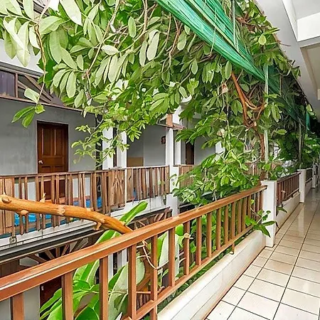 Hotel Sutus Court 4
