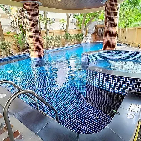 Nova Gold Hotel 4*