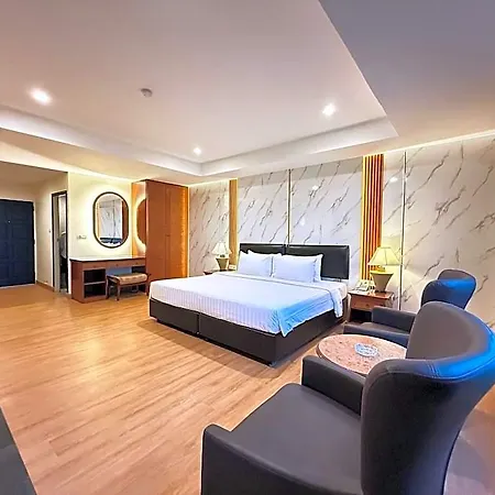 โรงแรม Nova Park