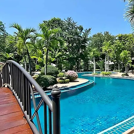 รีสอร์ท The Park Pattaya