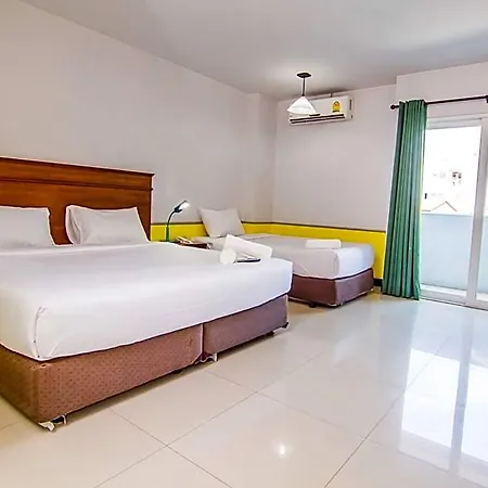 Sutus Court 5 Hotel 3*
