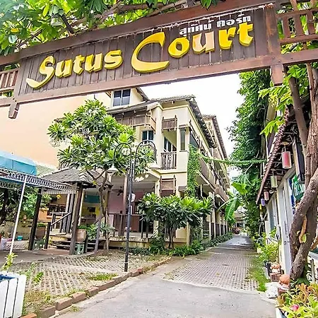 Hotel Sutus Court 5