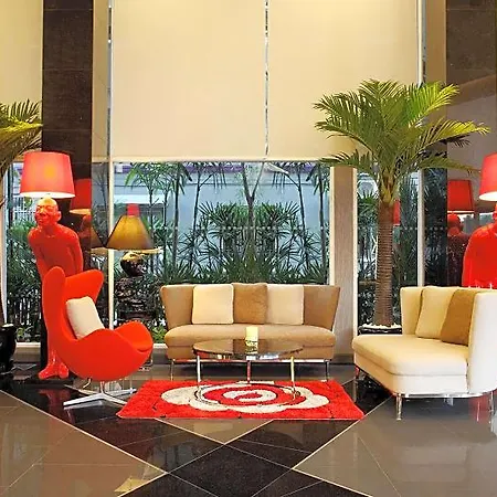 โนวา เอ็กซ์เพรส โฮเทล Pattaya