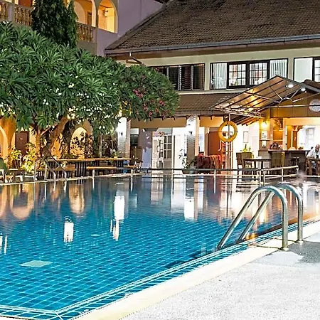 S Formally Sabai โรงแรม Pattaya