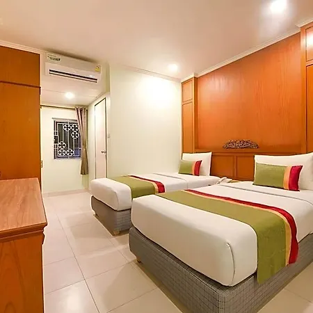 S Formally Sabai โรงแรม