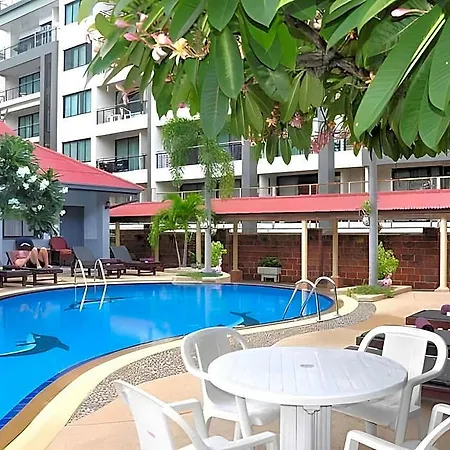 S Formally Sabai โรงแรม 3*