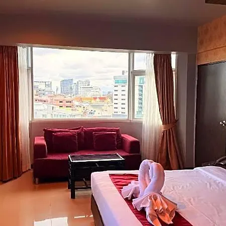 Suncity Hotel 4*