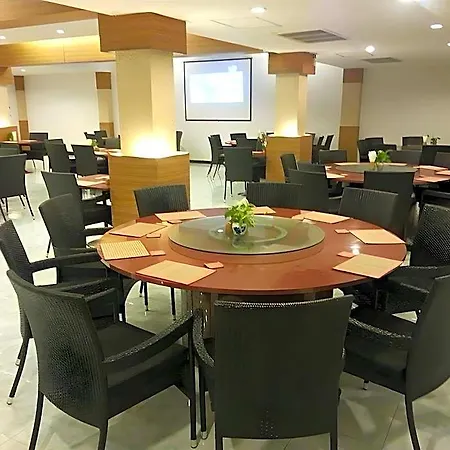 Hotel Suncity 4*
