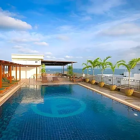 โรงแรม เบย์วอลค์ เรสซิเดนซ์ พัทยา - บาย ไทยวัฒน์ 3*