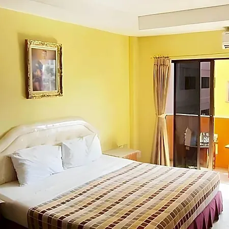 Guest house Robin's Nest & Restaurant