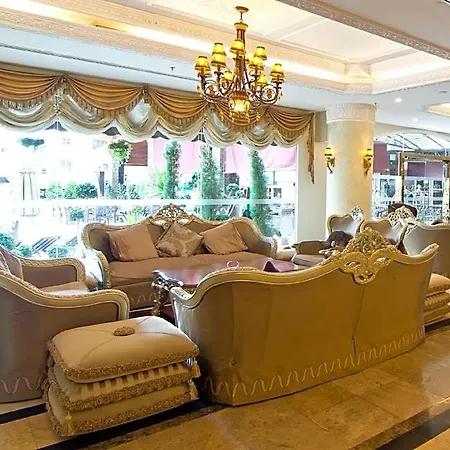 Lk Metropole Hotel 4*