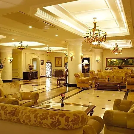 Hotel Lk Metropole