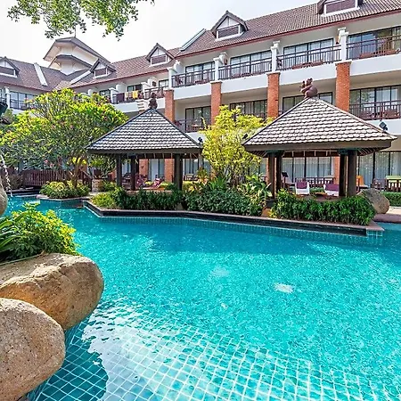 วู้ดแลนด์ โฮเต็ล แอนด์ 4* Pattaya