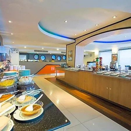 Flipper - Sha Extra Hotel 3*