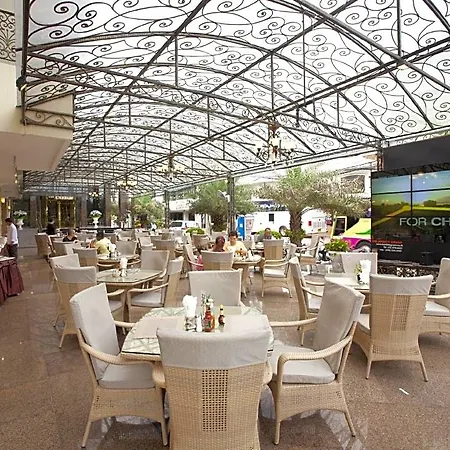 โรงแรม แอล เค ดิเอมเพรส Pattaya