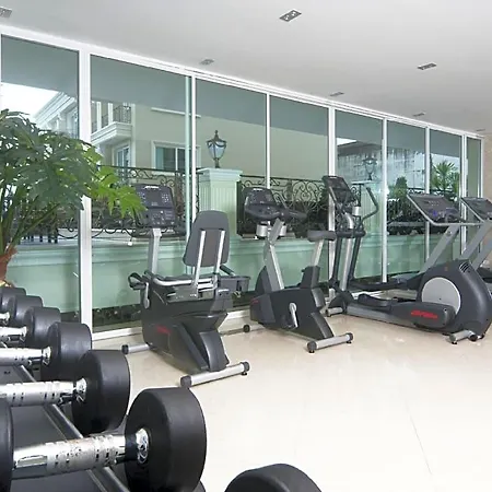 โรงแรม แอล เค ดิเอมเพรส 4*