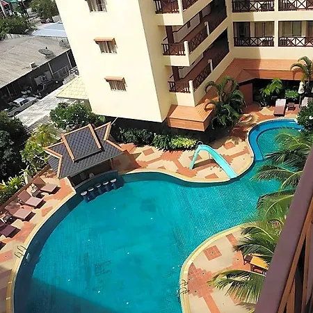 Resort Phuphaya Pattaya