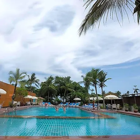 Twin Palms Pattaya, Sha Extra Certified Hotel 3*