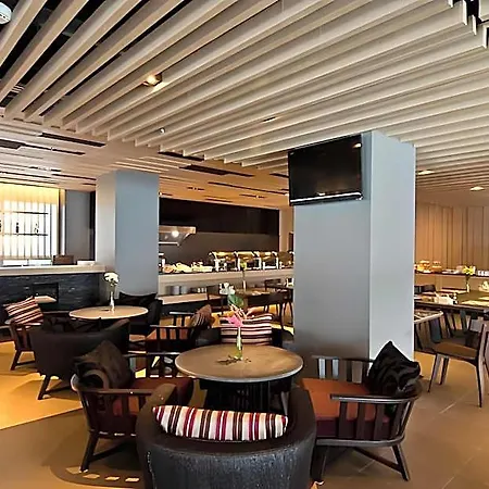 The Sun Xclusive โรงแรม