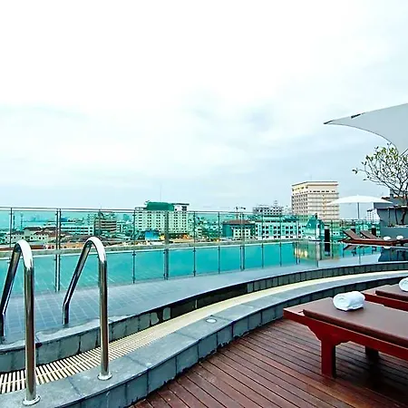 The Sun Xclusive Hotel