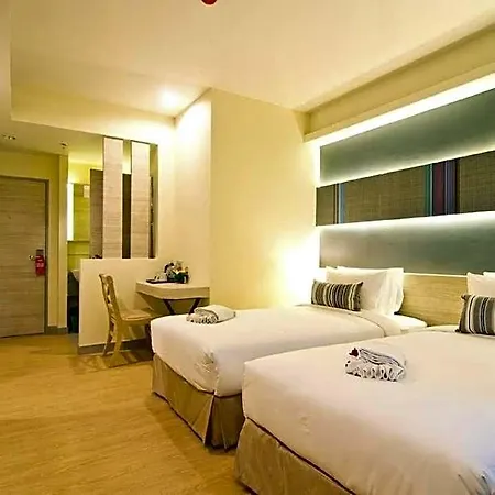 Hotel The Sun Xclusive 3*
