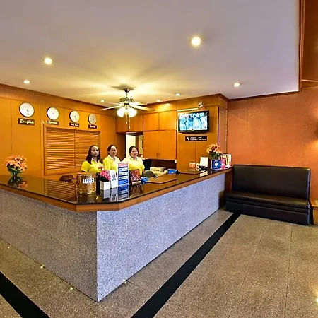 Hotel Dynasty