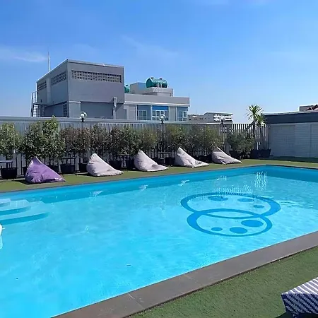 Hotel Embryo 4*