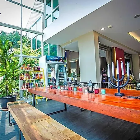 Embryo Hotel 4*