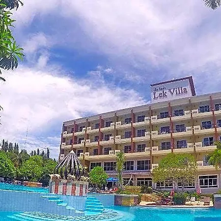Lek Hotel