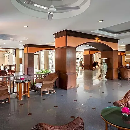 อีสเทิร์นแกรนด์พาเลซ 4* Pattaya