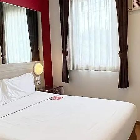 Easy Planet Hotel