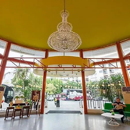 เบลล่าเอ็กซ์เพรส 3* Pattaya