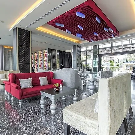 Way โรงแรม 5*