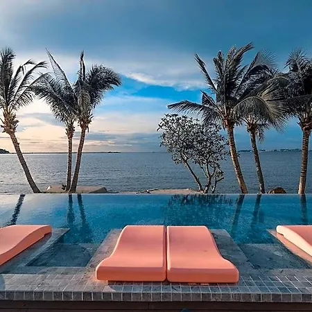 รีสอร์ท Naklua 3*