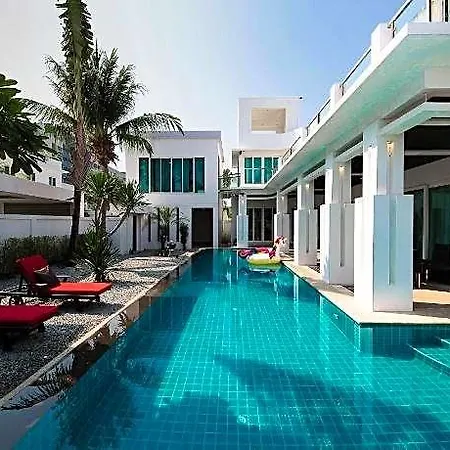 In Hotel Pattaya