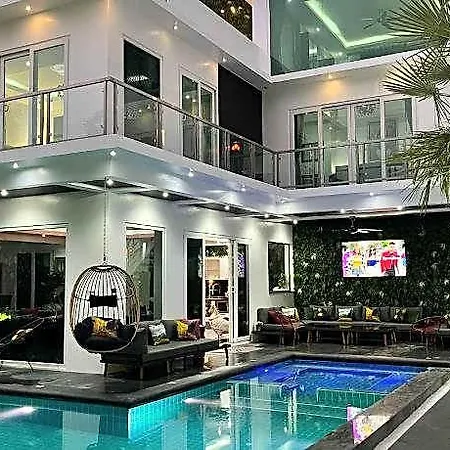 Hotel In