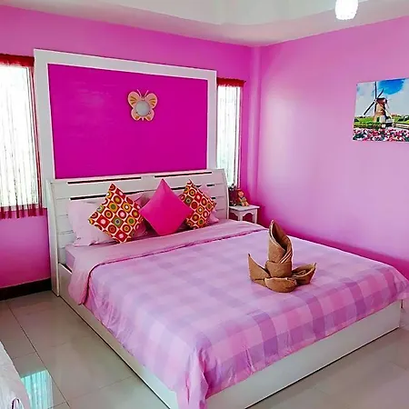Baan Im Em โรงแรม 2*