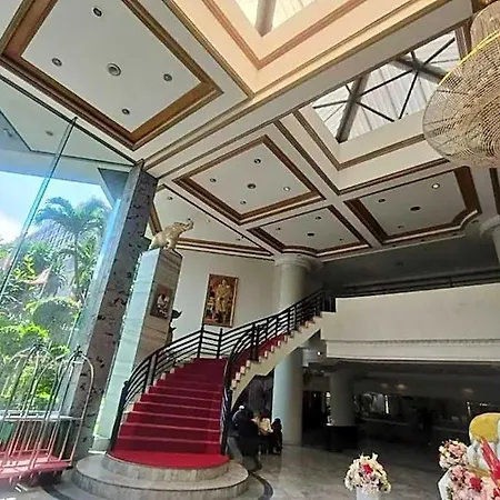 First Pacific Cirrus 4* Pattaya