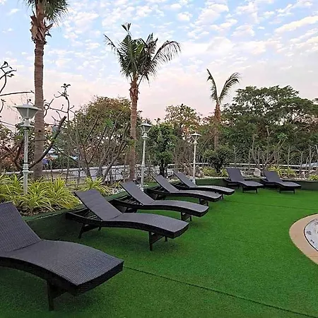 First Pacific Cirrus Hotel 4*