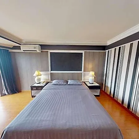 โรงแรม First Pacific Cirrus Pattaya