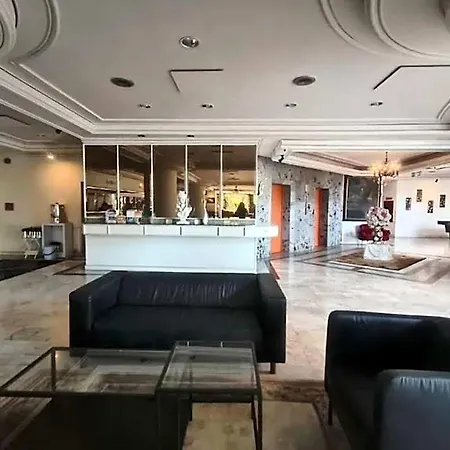 Hotel First Pacific Cirrus