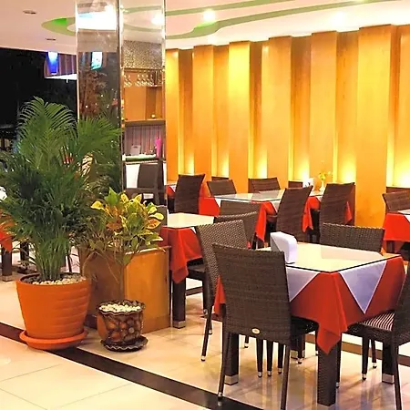 Aya Place Hotel 2*