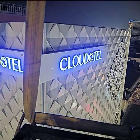 Cloudotel Walking Street โรงแรม 4*