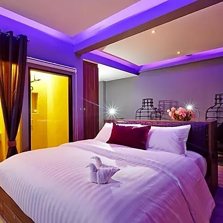 โรงแรม The Weekend Pattaya