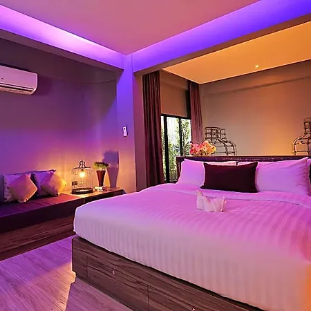 โรงแรม The Weekend Pattaya