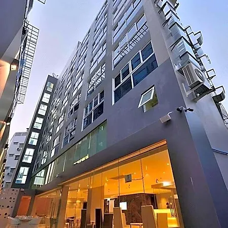 โรงแรม Shilat Avenue