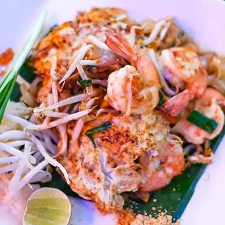 Azure โรงแรม 4*